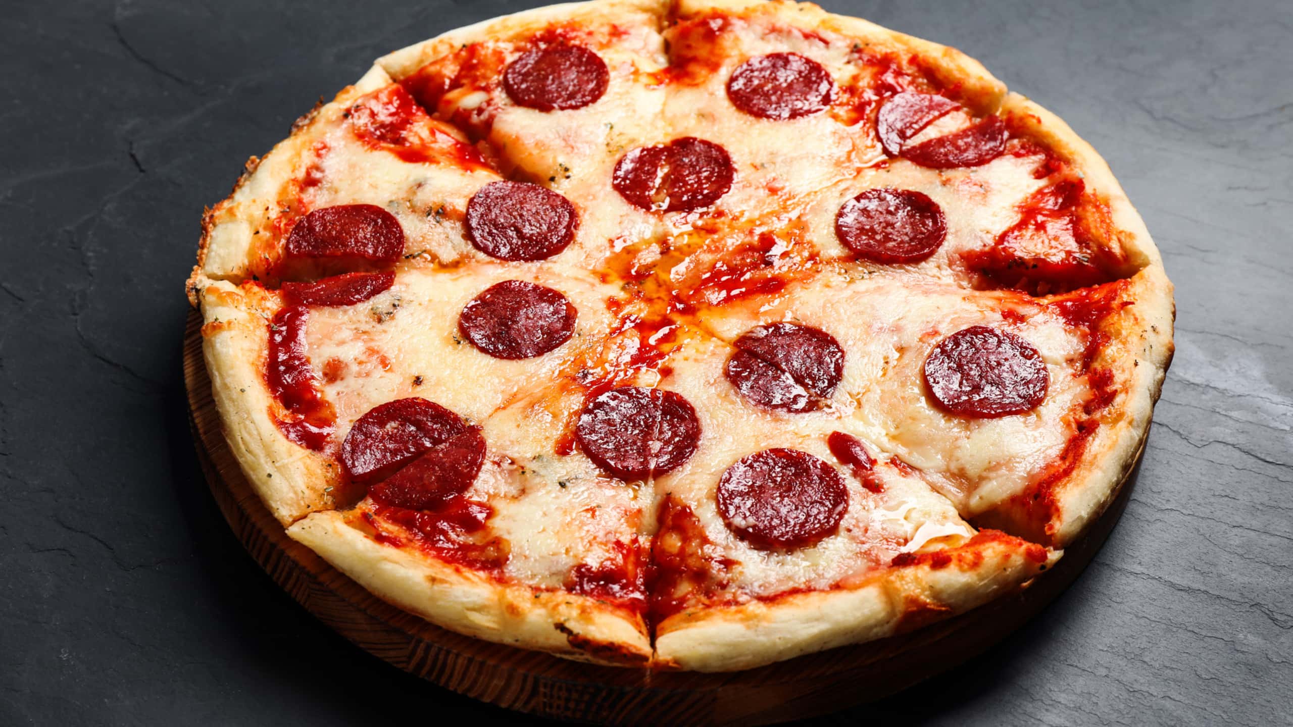 How to Bake a Delicious Pizza Pie in Panama City Beach